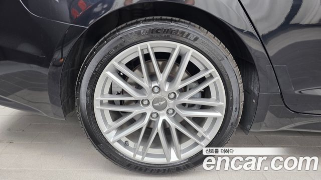 Genesis G70 2019 — photo 5