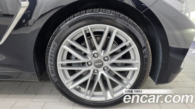 Genesis G70 2019 — photo 7