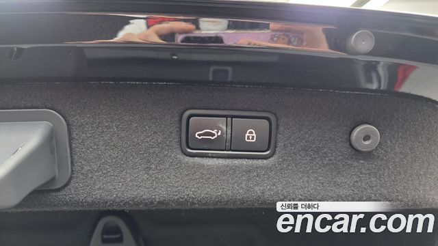 Genesis G70 2019 — photo 34