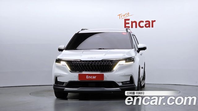 Kia Canival 2022 — photo 3