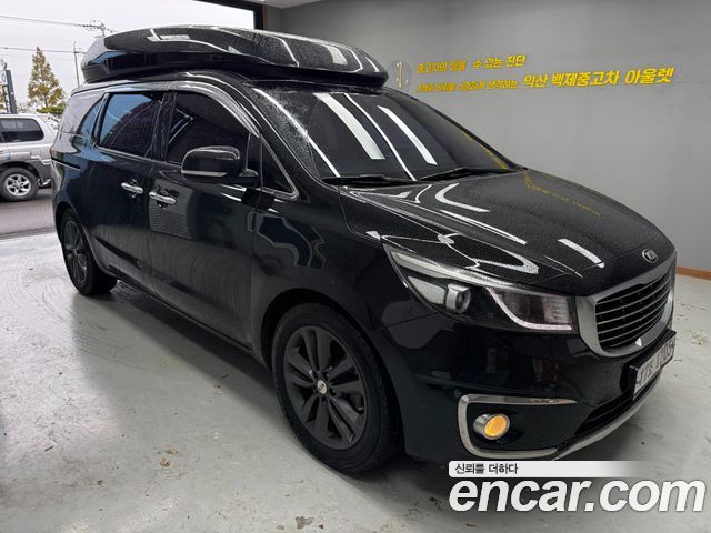 Kia Canival 2016 — photo 1