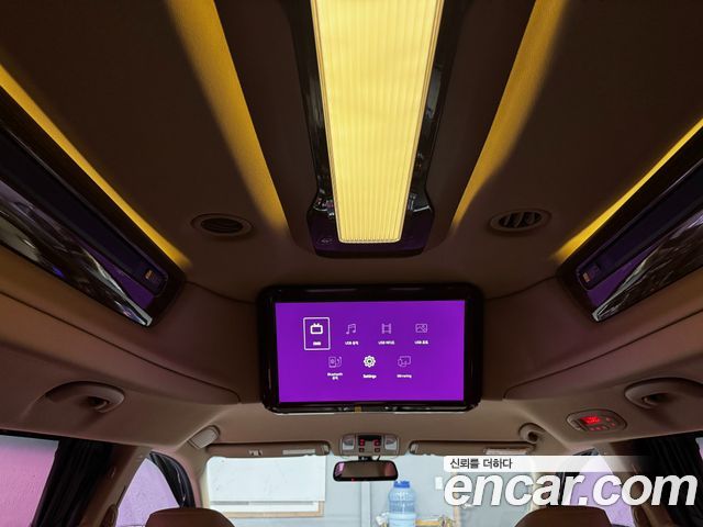 Kia Canival 2016 — photo 19
