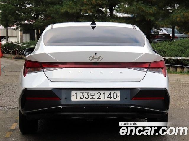 Hyundai AVANTE 2024 — photo 4