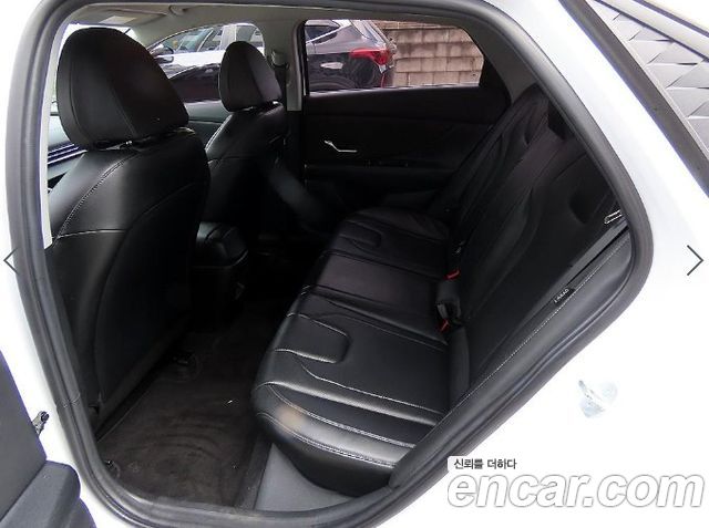 Hyundai AVANTE 2024 — photo 6