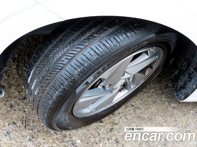 Hyundai AVANTE 2024 — photo 18