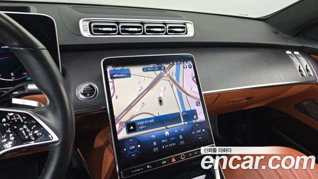 Mercedes-Benz S-Class 2022 — photo 18