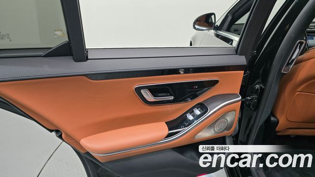 Mercedes-Benz S-Class 2022 — photo 15