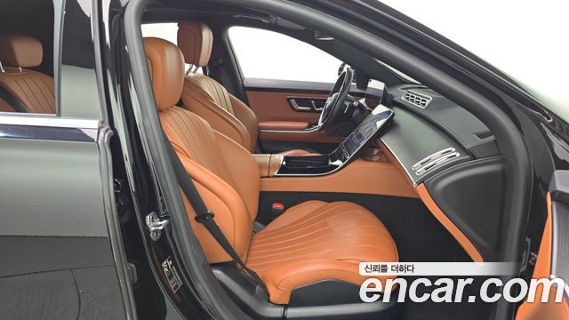 Mercedes-Benz S-Class 2022 — photo 16
