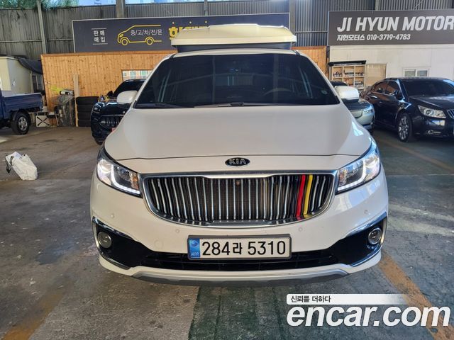 Kia Canival 2016 — photo 4