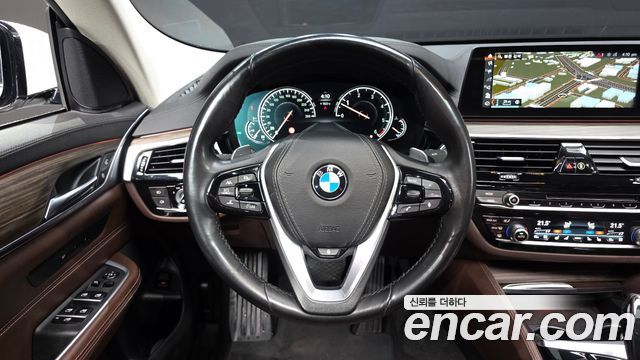 BMW Gran Turismo 2018 — photo 12