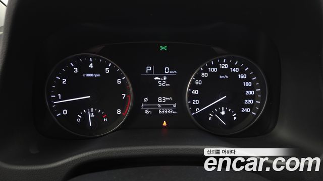 Hyundai AVANTE 2016 — photo 11