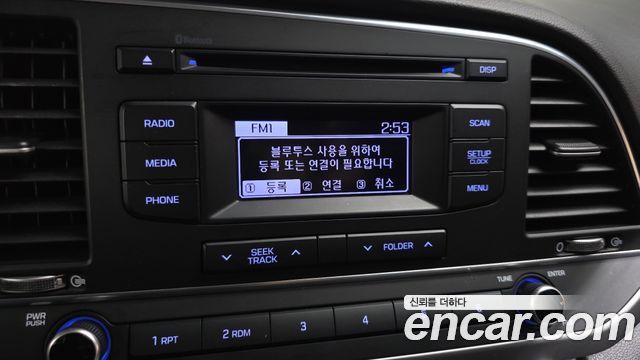Hyundai AVANTE 2016 — photo 21