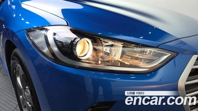 Hyundai AVANTE 2016 — photo 8