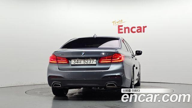 BMW 5-Series 2017 — photo 4
