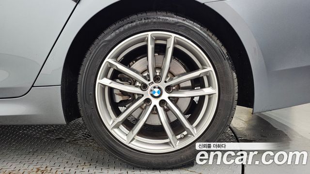 BMW 5-Series 2017 — photo 7