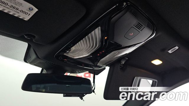BMW 5-Series 2017 — photo 34