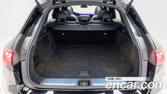 Mercedes-Benz EQE 2024 — photo 11