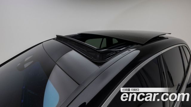 Mercedes-Benz EQE 2024 — photo 12