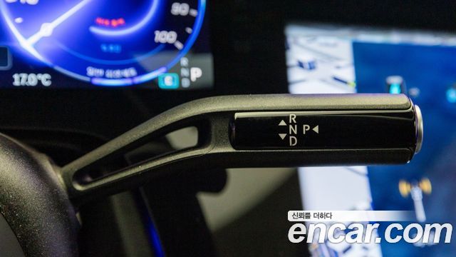 Mercedes-Benz EQE 2024 — photo 19
