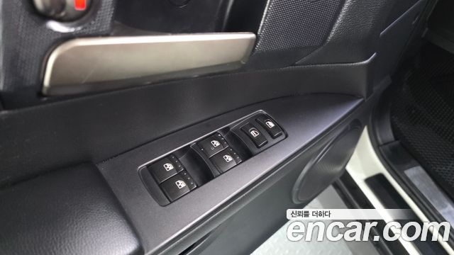 KG Mobility KORANDO 2015 — photo 31