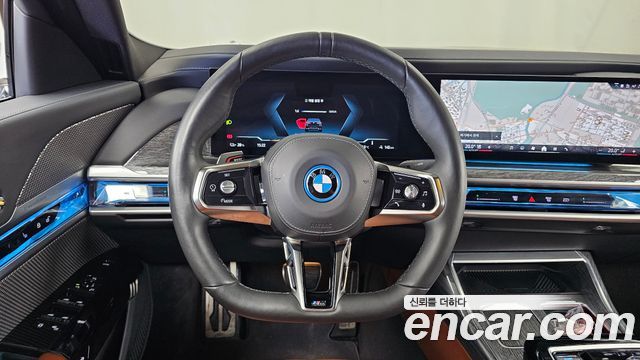 BMW i7 2024 — photo 19
