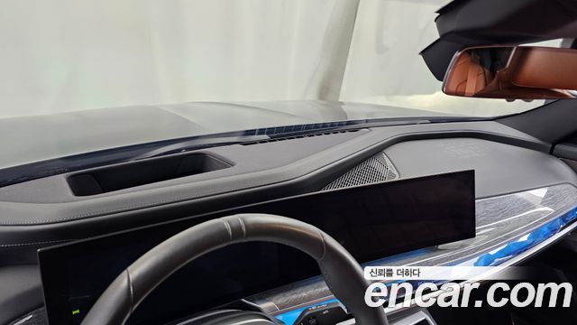 BMW i7 2024 — photo 38