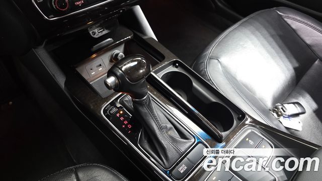 Kia K7 2013 — photo 9