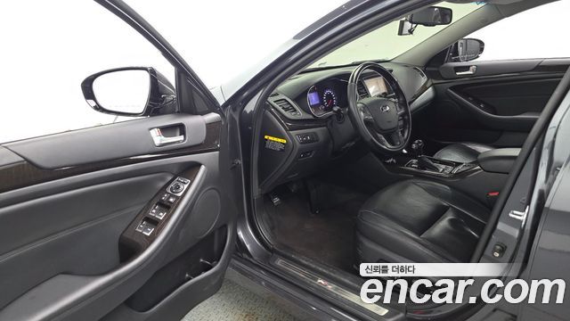 Kia K7 2013 — photo 11