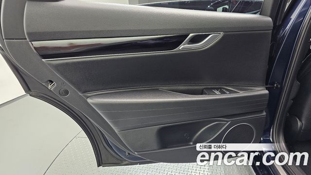Genesis G80 2021 — photo 15