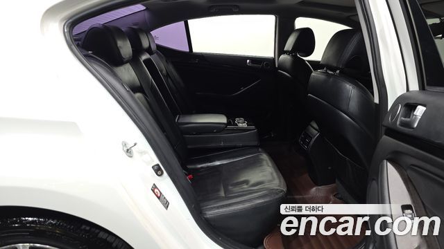 Kia K7 2013 — photo 18