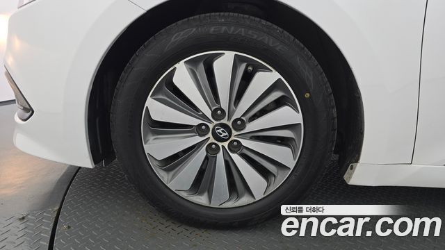 Hyundai Grandeur 2016 — photo 5