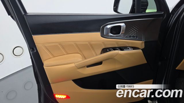 Kia Sorento 2022 — photo 14
