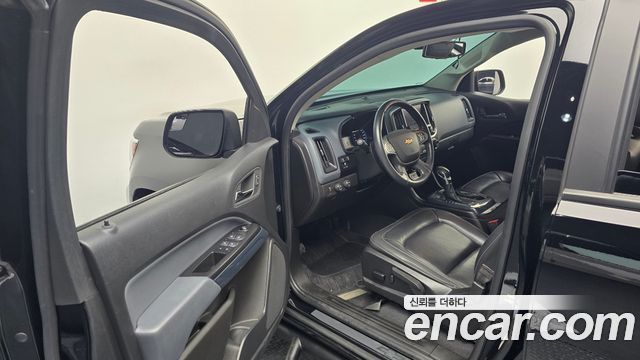 Chevrolet Korea Colorado 2022 — photo 17
