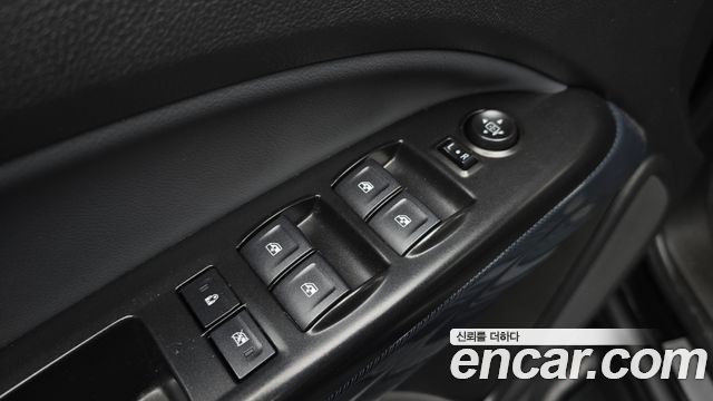 Chevrolet Korea Colorado 2022 — photo 25