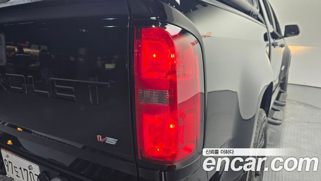 Chevrolet Korea Colorado 2022 — photo 9