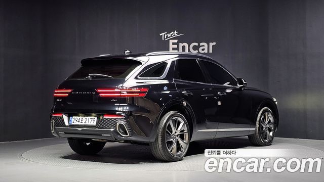 Genesis GV70 2021 — photo 2