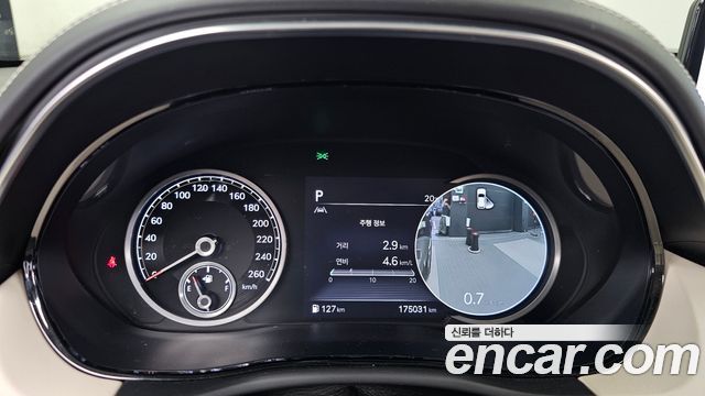 Genesis GV70 2021 — photo 8
