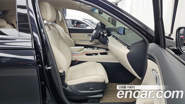Genesis GV70 2021 — photo 11