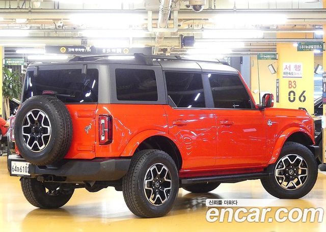 Ford Bronco 2023 — photo 2