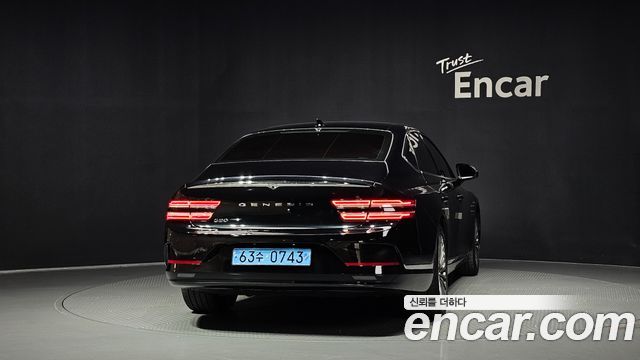 Genesis G80 2022 — photo 4