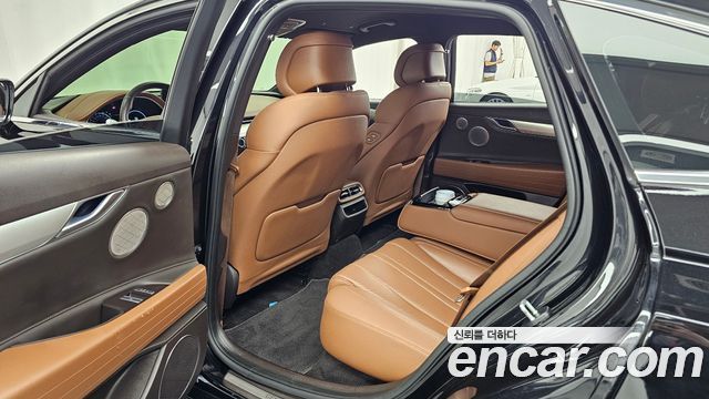 Genesis G80 2022 — photo 18