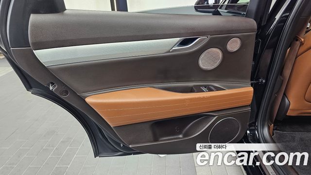 Genesis G80 2022 — photo 15