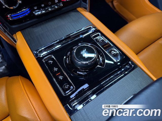 Rolls-Royce Cullinan 2020 — photo 9