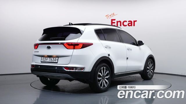 Kia Sportage 2018 — photo 2