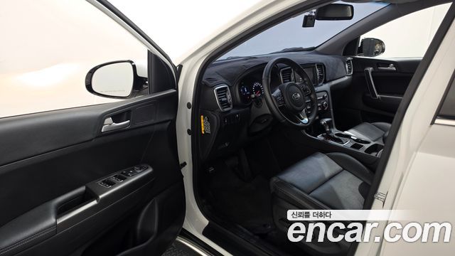 Kia Sportage 2018 — photo 13