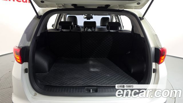 Kia Sportage 2018 — photo 23