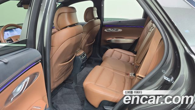 Genesis GV70 2025 — photo 17