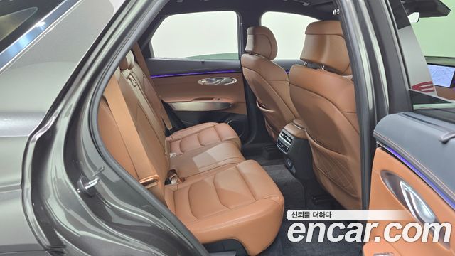 Genesis GV70 2025 — photo 26