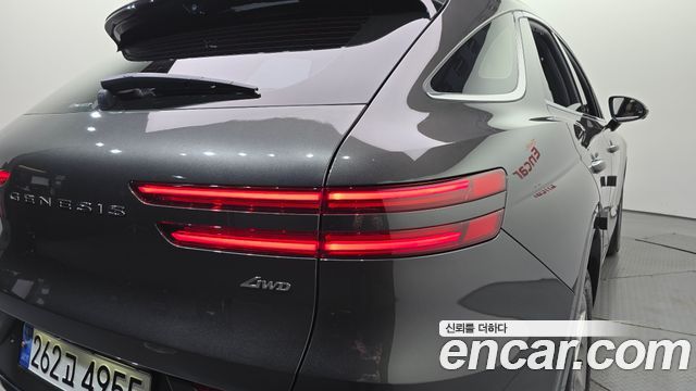 Genesis GV70 2025 — photo 9