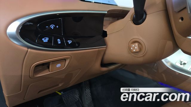 Genesis GV70 2025 — photo 28